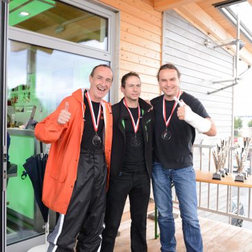 Finale mit Gips und Stockerl